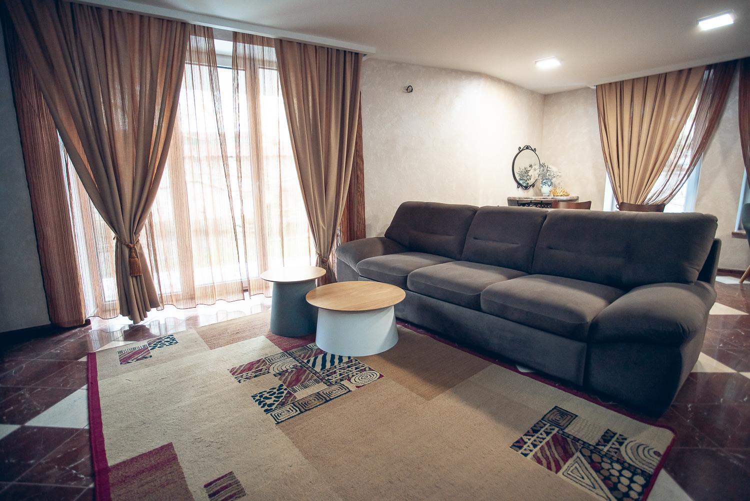 Apart4You Hotel Chisinau Eksteriør bilde
